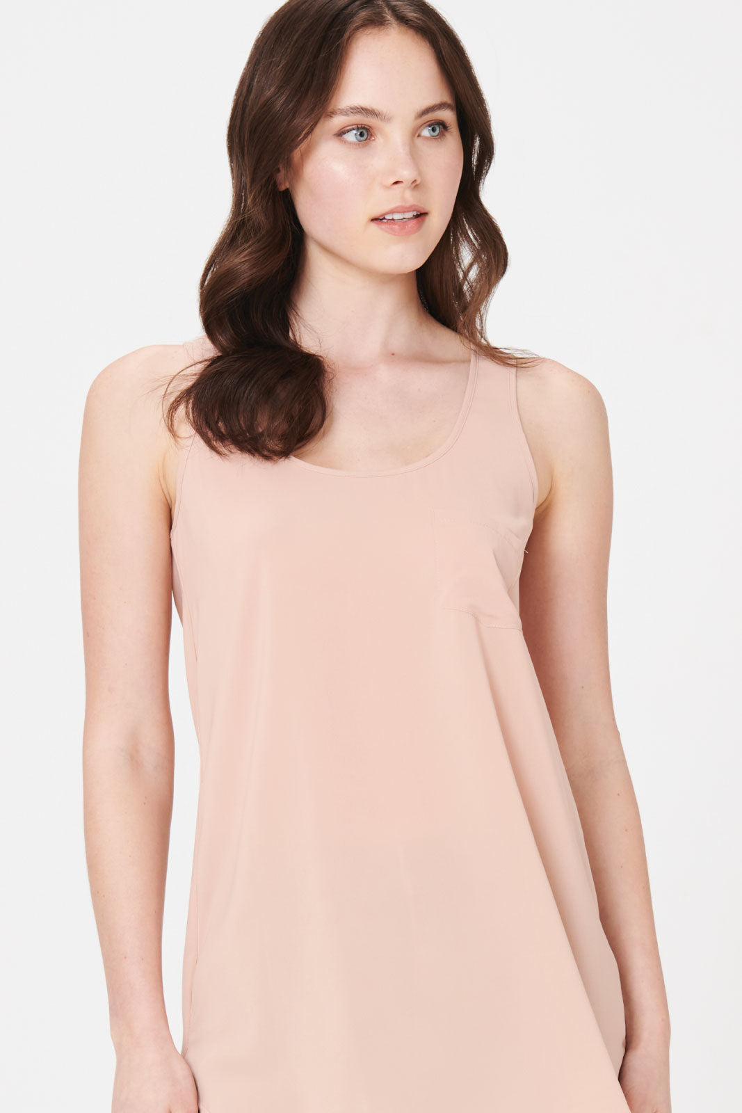 Long Pocket Tank